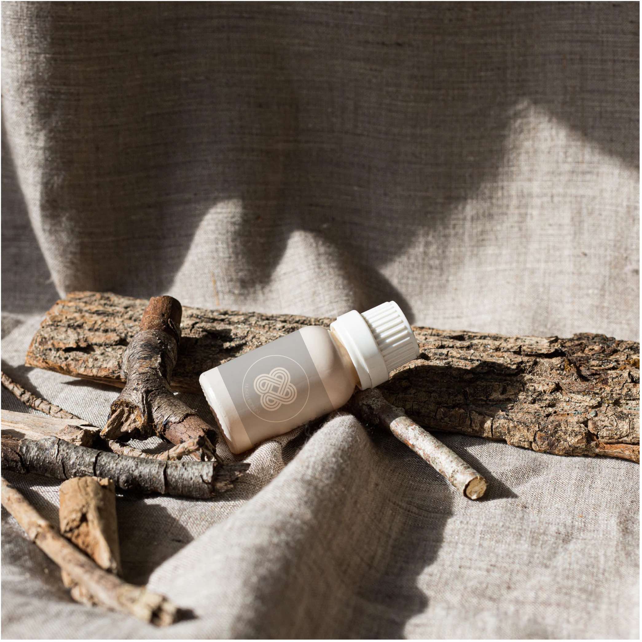 Etherische olie hout